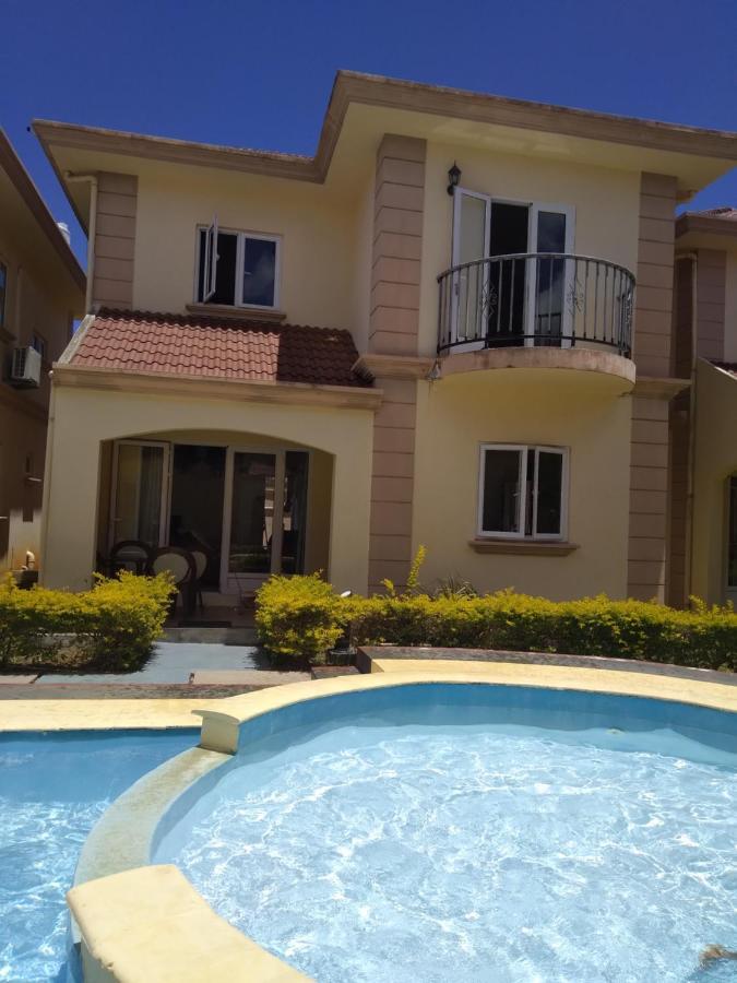 Lotus Villa, Residences Le Chaumet, Pereybere Bain Boeuf Exteriör bild